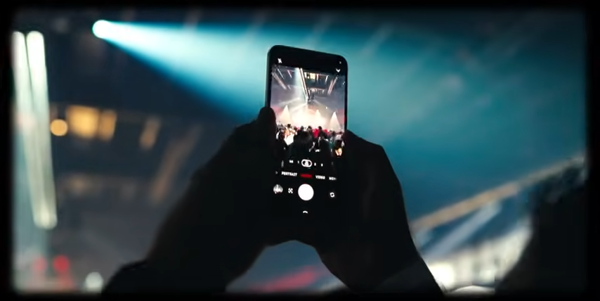 Cameras: Solid Everyday Shooter, Silly Super Zoom