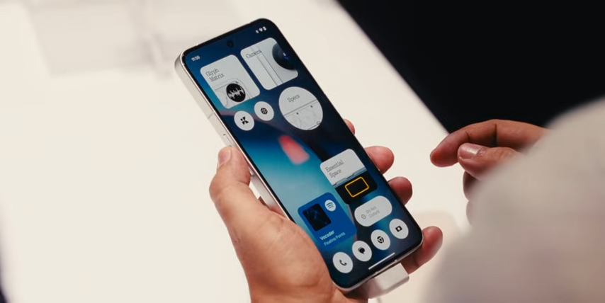 Connectivity & Compatibility: Works Everywhere (Mostly)